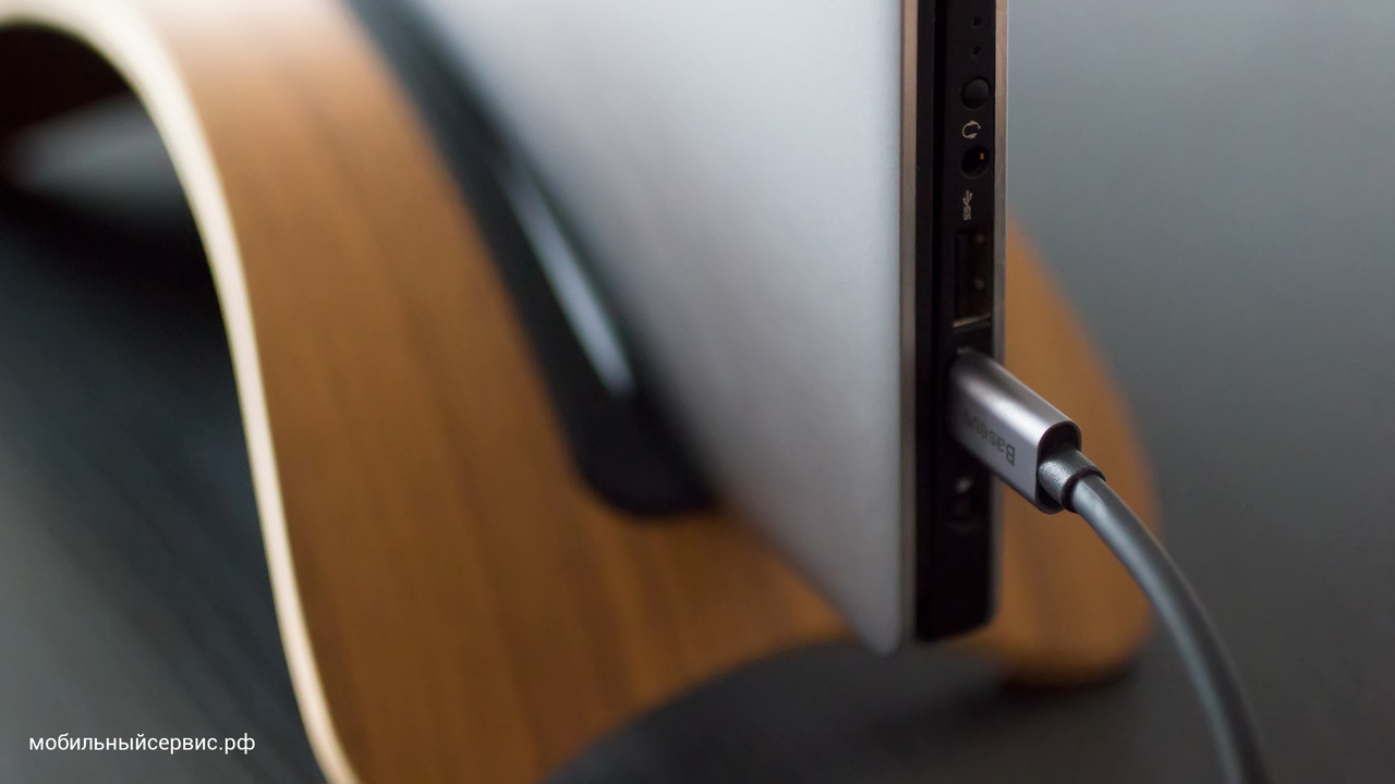 Обзор хаба Baseus с USB-C и QI